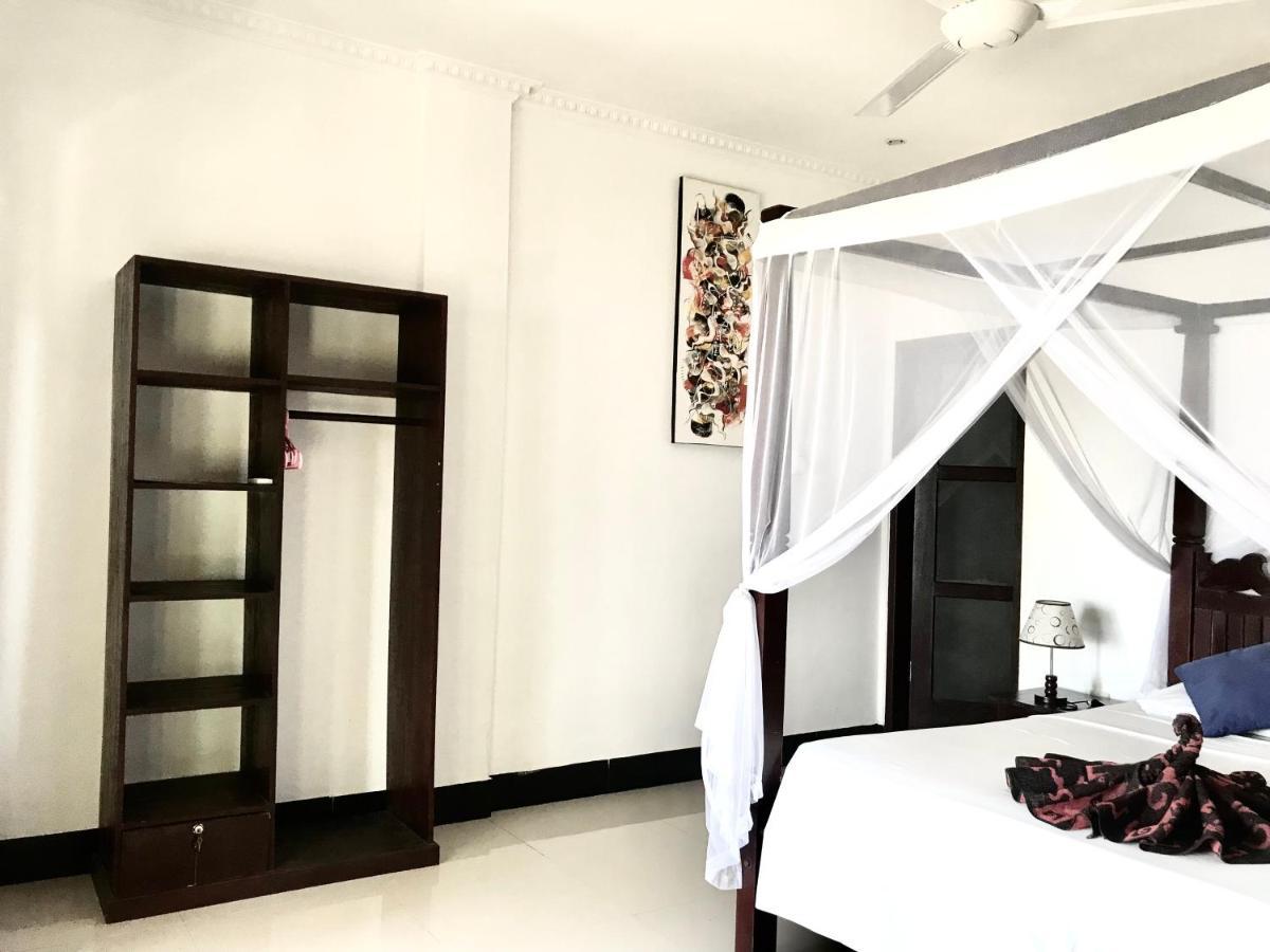 Tudes Homestay Αμέντ Εξωτερικό φωτογραφία