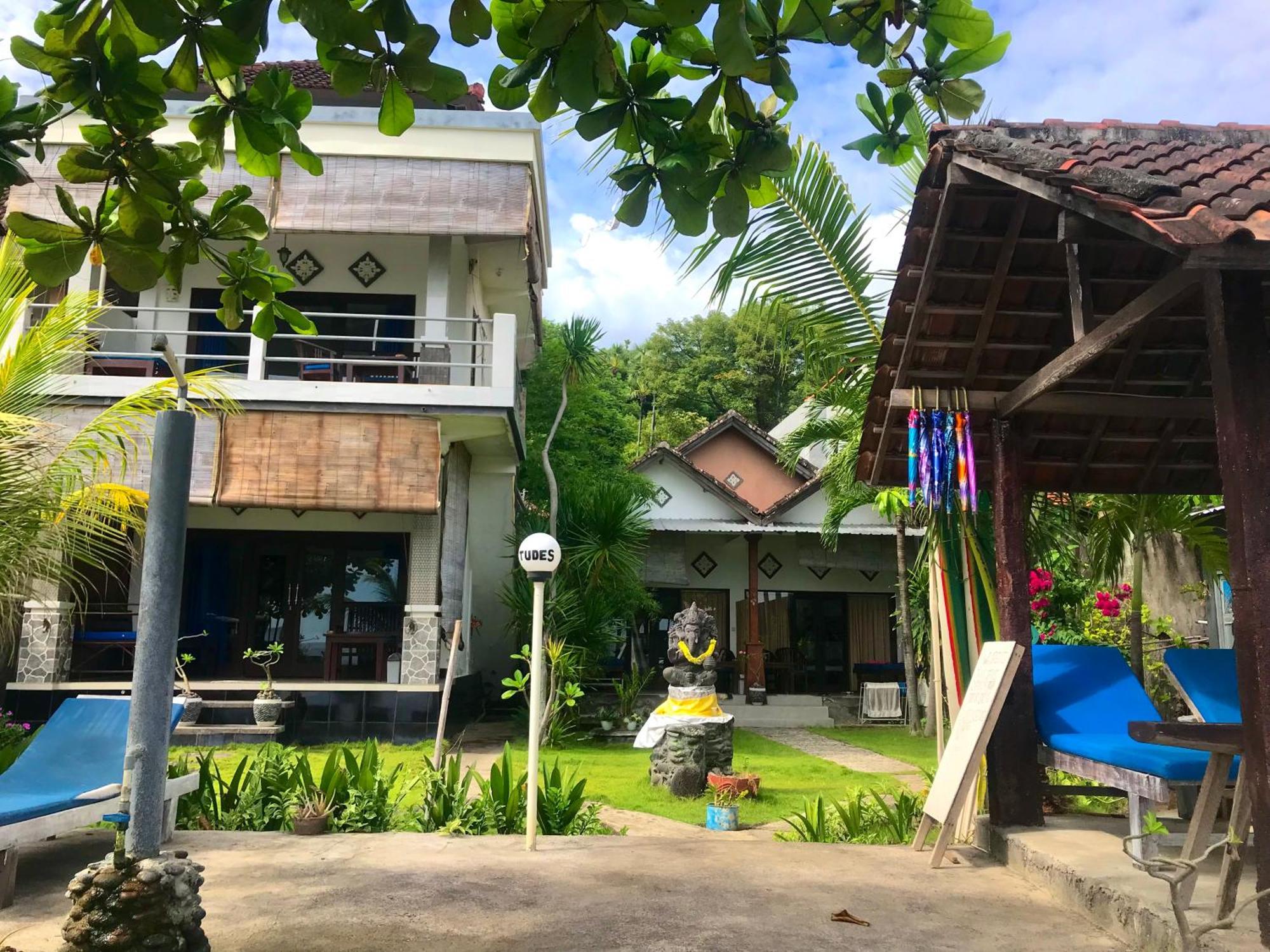 Tudes Homestay Αμέντ Εξωτερικό φωτογραφία